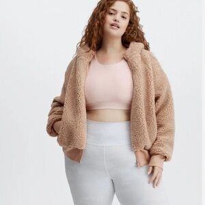 Fabletics Sherpa Tan Beige Zip Up Fuzzy Soft Fall/Winter Jacket Size XL